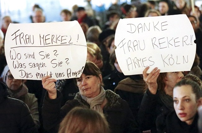 Скандалът се разраства: Г-жо Меркел, къде сте?, питат немски жени