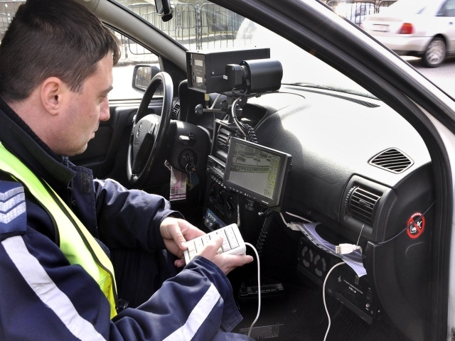 Глобиха шофьор с 1100 лева - карал със 132 км/ч над допустимата скорост