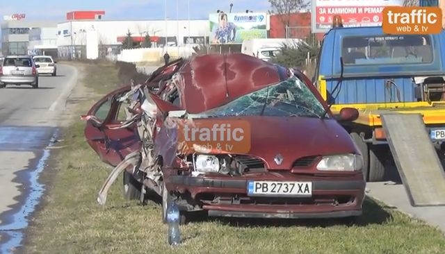 Висока скорост е причината за мелето на Карловско ВИДЕО и СНИМКИ