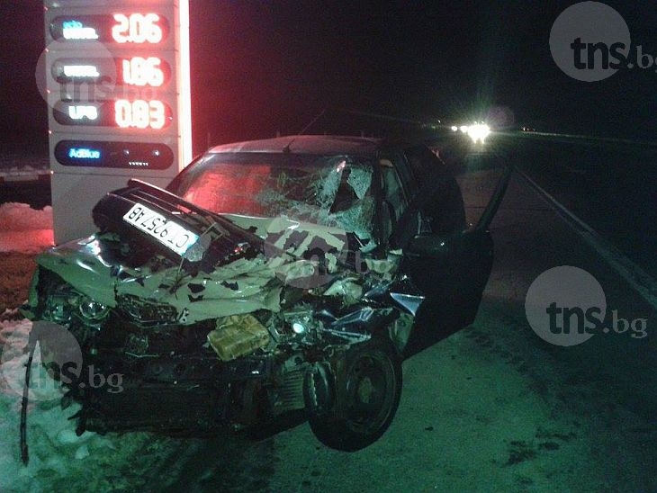 Три часа вадили трупа на мъжа от колата след зверския удар на магистралата край Пловдив СНИМКИ и ВИДЕО