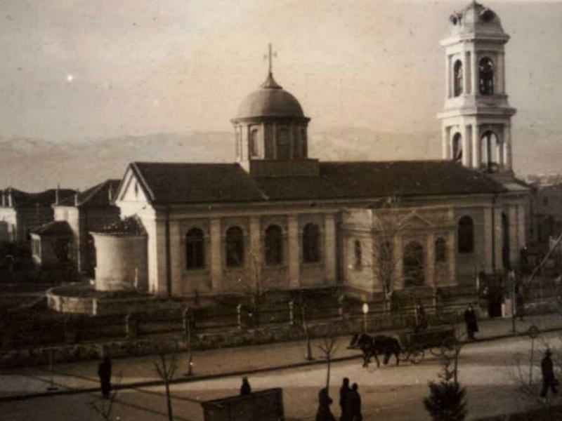 Можете ли да познаете църквата Света Петка в Пловдив отпреди век? СНИМКИ