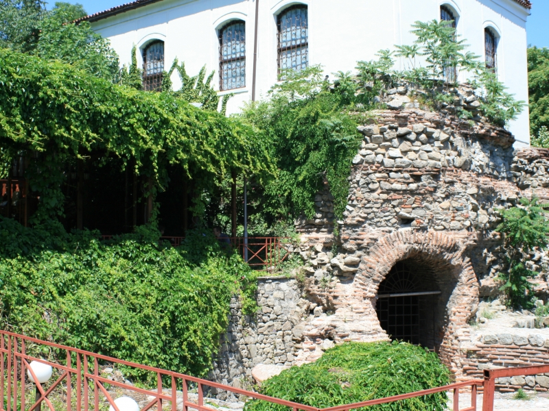 Разкриват Южната порта на крепостните стени на Пловдив