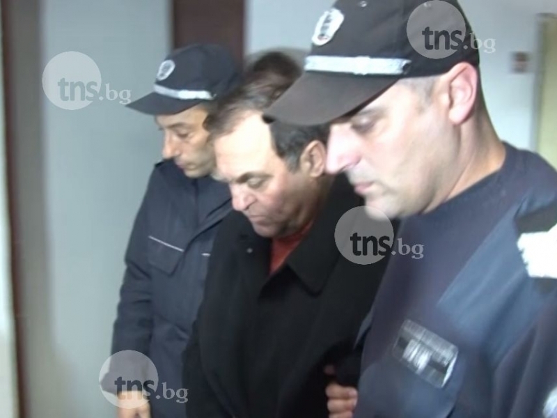 Кметът изнасилвач Евстатиев иска на свобода, отново се изправя пред пловдивските магистрати 
