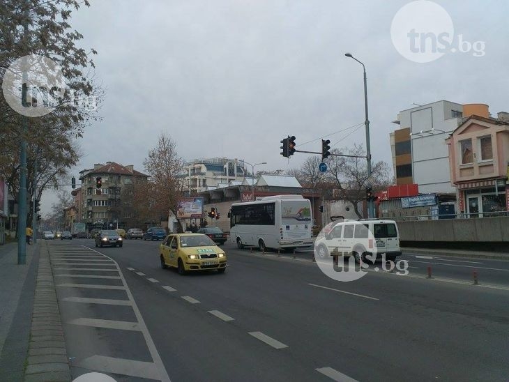 Тапа на Гладстон! Зеленото спря да свети СНИМКИ