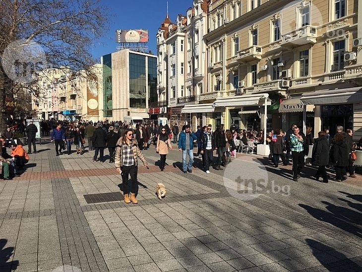 Не се отчайвате! Слънце през уикенда все пак ще има