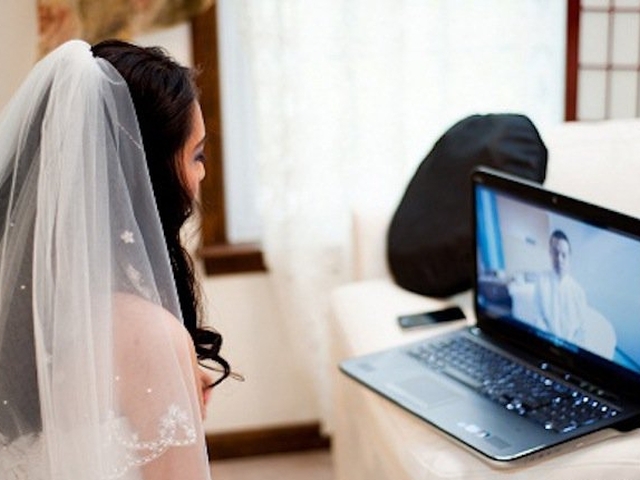 Булки по интернет крият доходи от въртенето на виртуална любов