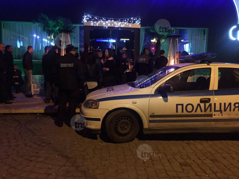 ВИДЕО от проверките в нощните барове в Пловдив! Има задържани за наркотици