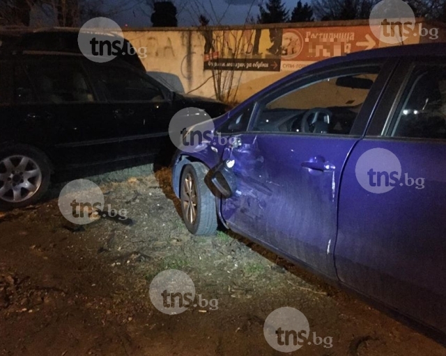 Шофьор размаза кола в Пловдив и избяга с мръсна газ от инцидента СНИМКИ и ВИДЕО