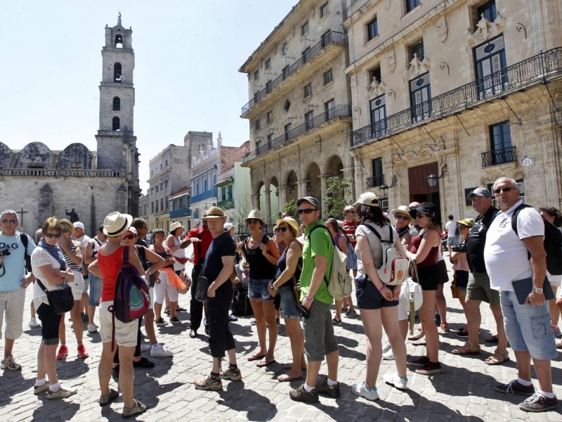 Заради Обама местят туристите от Хавана във Варадеро