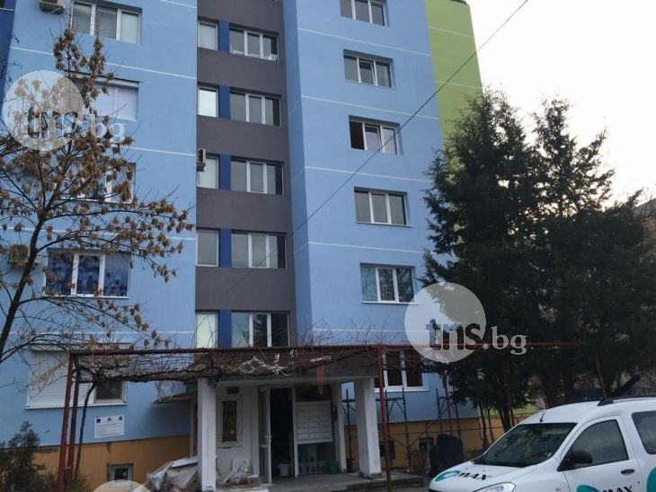 Край на остъкляването на балкони и санирането на парче