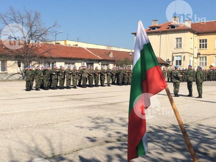 Честит празник, парашутисти! Пловдив чества 73 години от създаването на Парашутната дружина ВИДЕО