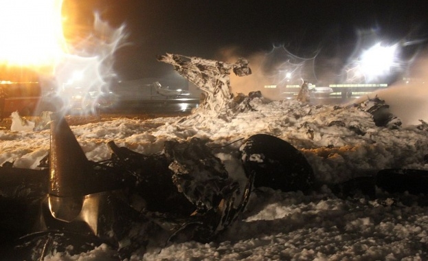 Самолет на нискотарифна компания се разби в Русия, загинаха 62 пасажери