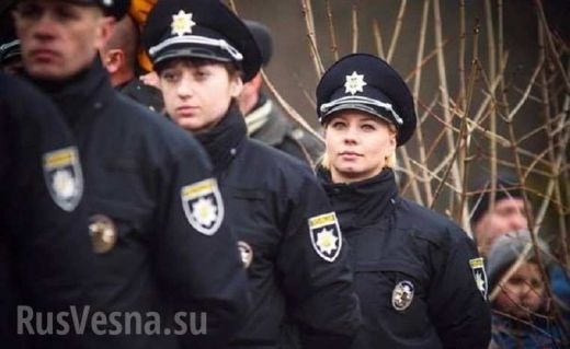 Жрица на любовта постъпи в украинската полиция, за да бори... проституцията СНИМКИ 18+