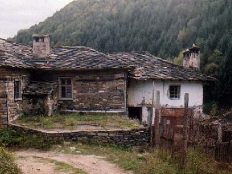 Вижте как изглеждаха българските села през 80-те ВИДЕО
