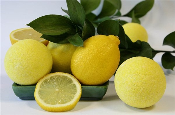 Има ли тайна за лимона и убива ли той раковите клетки?