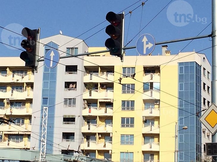 Авария в Кючука! Хиляди останаха без ток, светофарите не работят СНИМКИ