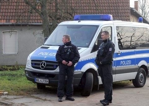 Вибратор в кошче за боклук вдигна накрак германската полиция