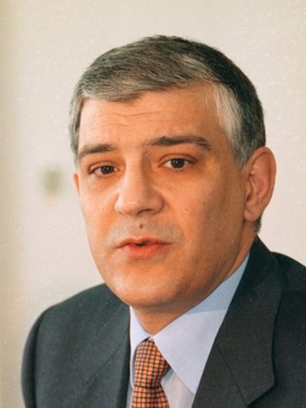 Още българи в #Panama Papers! Чавдар Кънчев с две офшорки - закрил едната