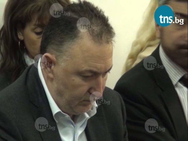 Отложиха делото срещу кмета на Карлово заради липсващ съдебен заседател ВИДЕО
