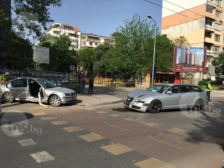 Бум на катастрофите в Пловдив! Въвеждат нов режим на светофарите в Кючука