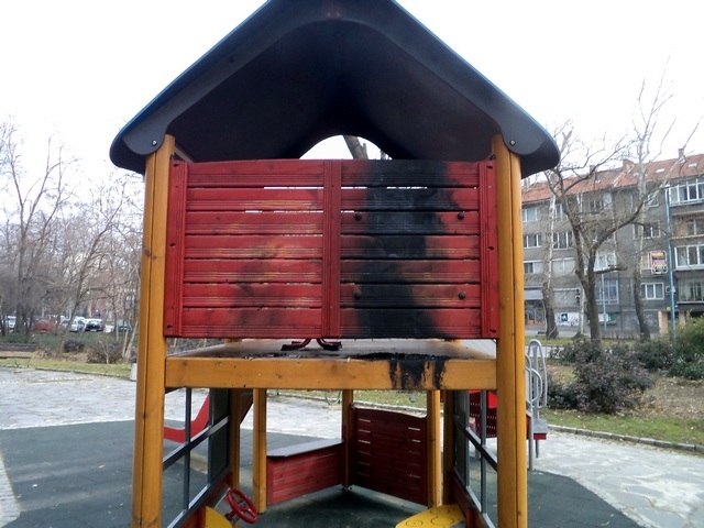 Забраниха паленето на огън на хълмове, паркове и градини в Пловдив