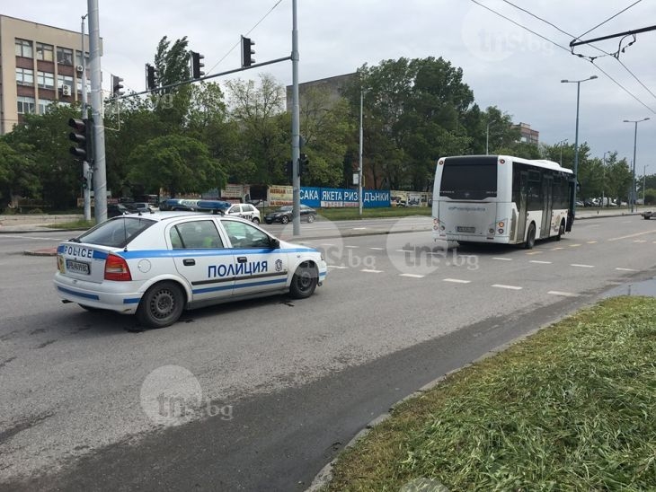 Блъснатата пешеходка е настанена в Първа хирургия с гръдно-коремна травма