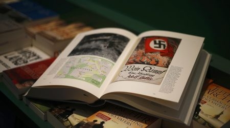 Бавария обсъжда да вкара Моята борба на Хитлер в учебните програми