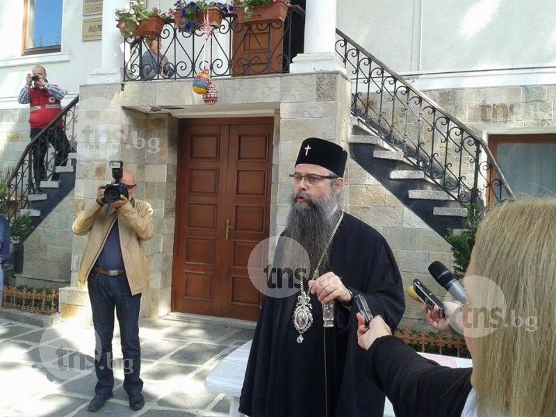 Митрополит Николай осъди кандидатурата на отец Боян за президент СНИМКИ