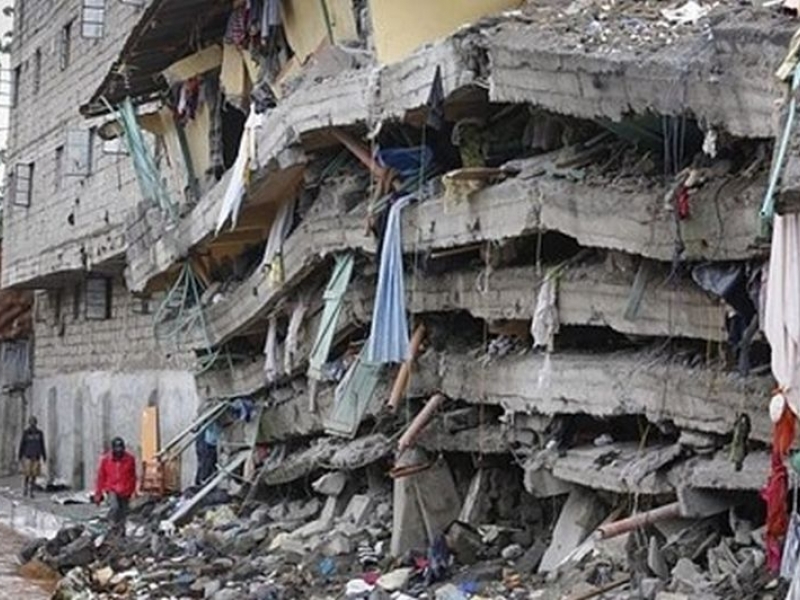 Чудо! Бебе оцеля 72 часа под рухнала сграда в Кения