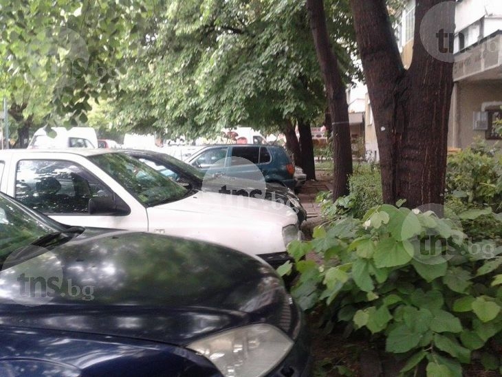 Строят нови паркинги по кварталите в Пловдив! В Тракия ще има и за кемпери СНИМКИ 