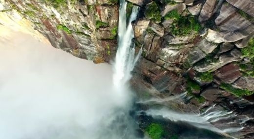 Вижте най-високия водопад в света, заснет от дрон ВИДЕО
