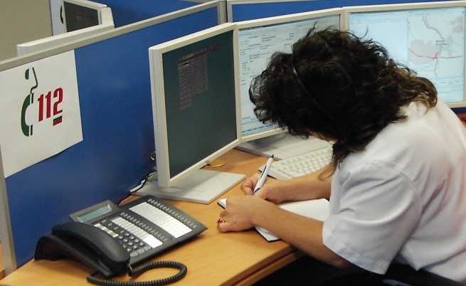 До 6 месеца телефон 112 трябва да е достъпен за глухи и слепи