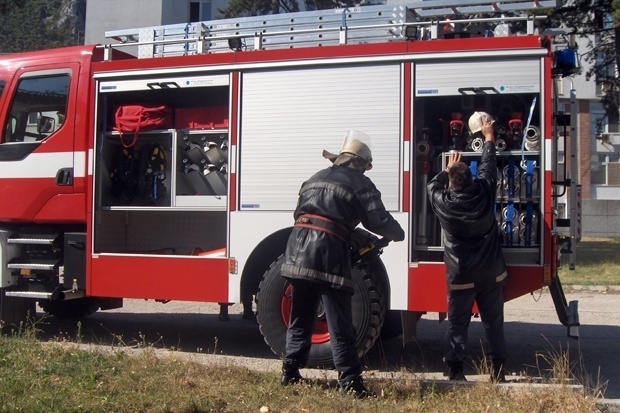 Свлачище затрупа тунела в Люлин, образува се огромно задръстване