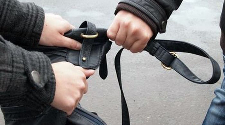 Ограбиха възрастна жена на булевард по обяд в Пловдив