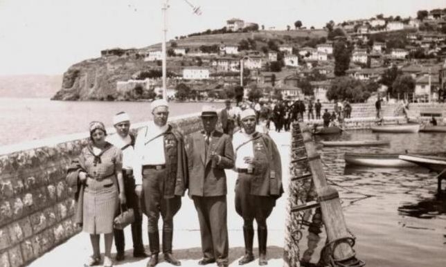 Жителите на Охрид дават всичкото си злато, за да спасят  български войници, пленени от нацистите