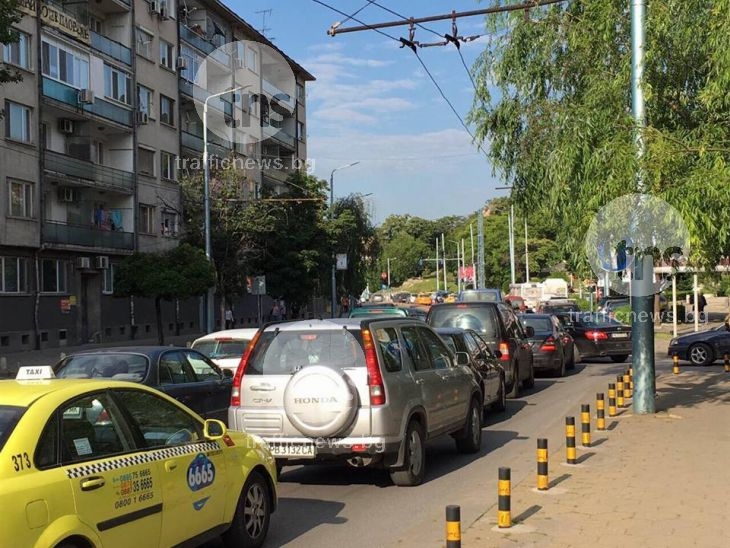 Задръстване запуши булевард 