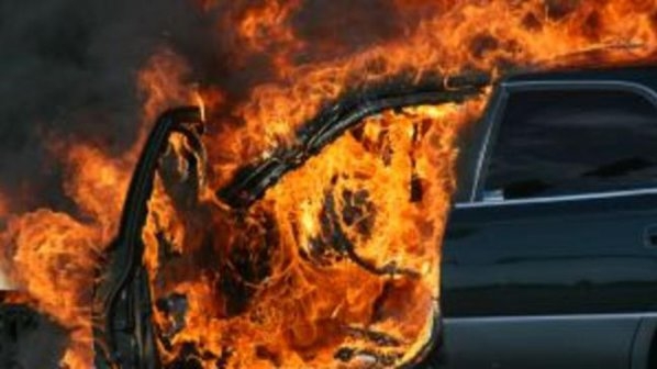 Форд изгоря тази нощ в Пловдив