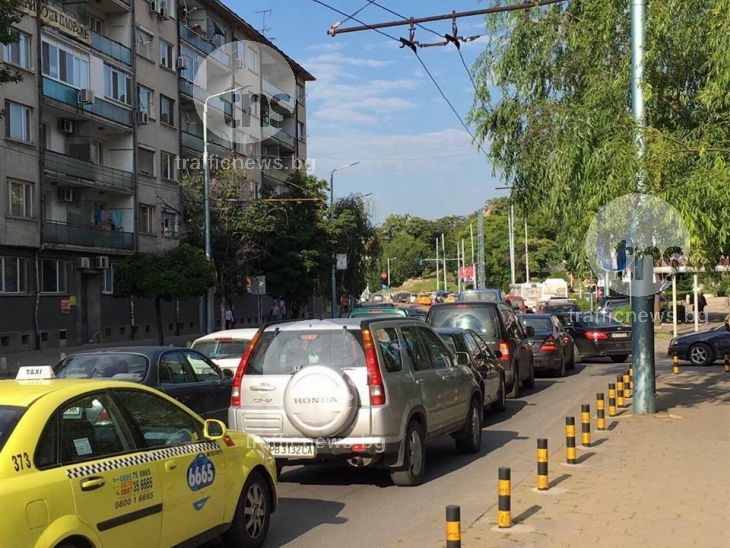 Очаква се интензивно движение на изходите на Пловдив и по автомагистралите