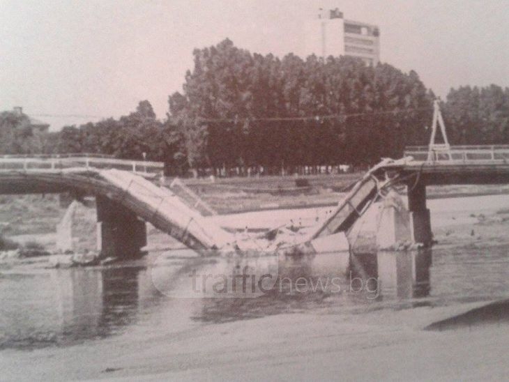 Половин век след невиждано срутване на моста на Марица СНИМКИ