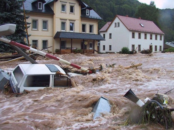 Щетите от наводнението във Франция надвишават 1 милиард евро