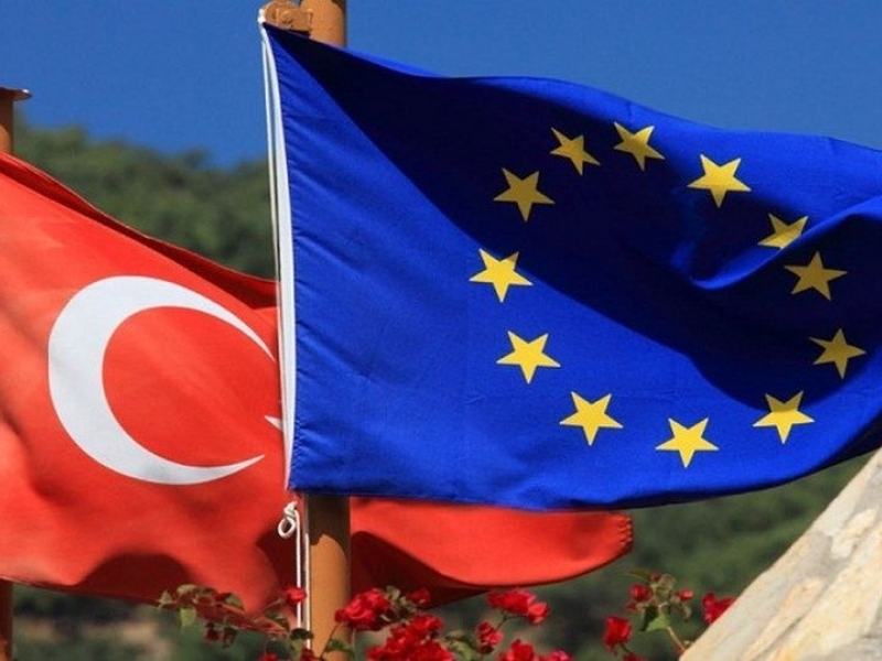 Турция пак плаши Европейския съюз с бежанците