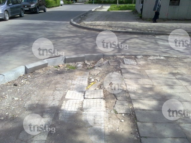 Пловдивчанин осъди общината заради разбити тротоари и недостъпна градска среда