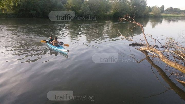 Близките и приятелите на Петър продължават издирването му в Марица сами СНИМКИ