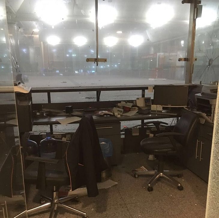 Атентат в Истанбул! Експлозии разтърсиха летището, чули се и изстрели ВИДЕО