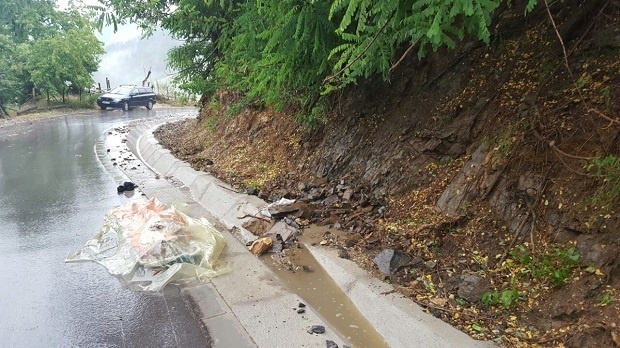 Скални късове убиха жена в Смолянско СНИМКИ