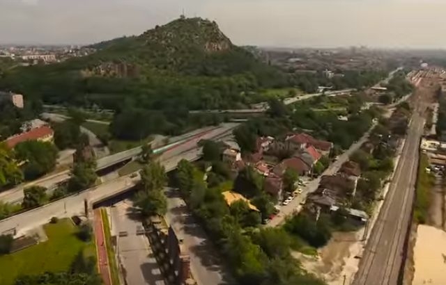 Изпробваха влак в Пловдив, който се движи с 226 км/ч ВИДЕО