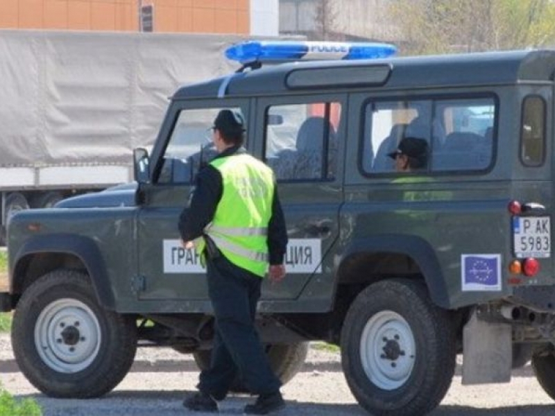 Цацаров: Няма сигнали за терористични заплахи към България
