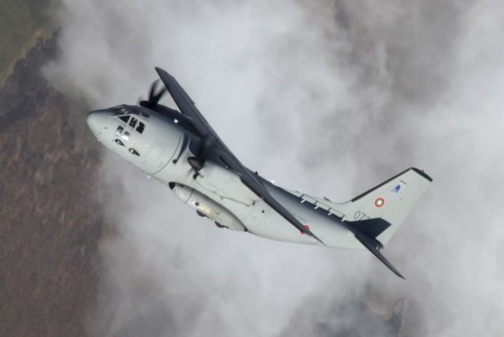 Военни самолети на три държави летят в небето на България