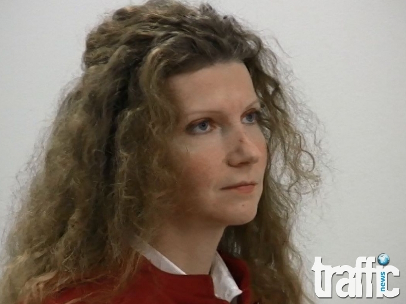 Девствена поетеса съди пловдивски журналист за 7000 лева, обявиха го за издирване