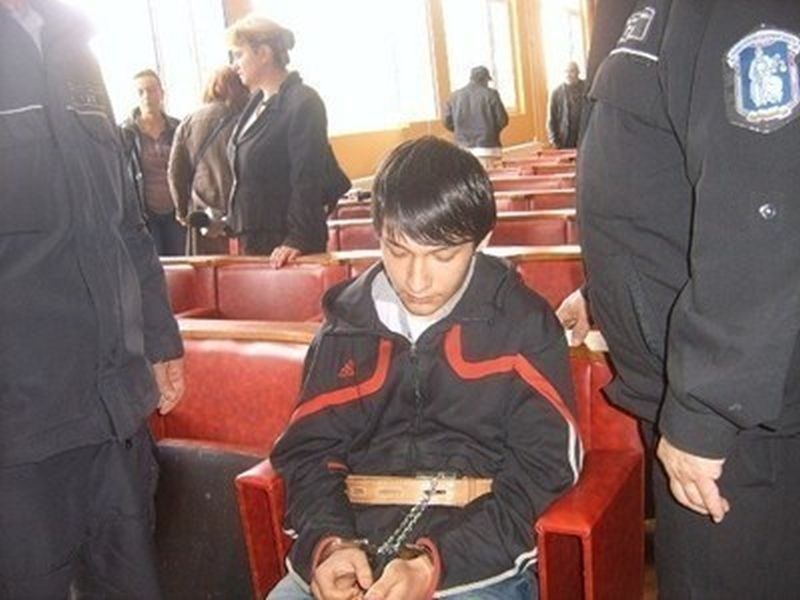 30 години затвор за двойния убиец Мерт от Джебел